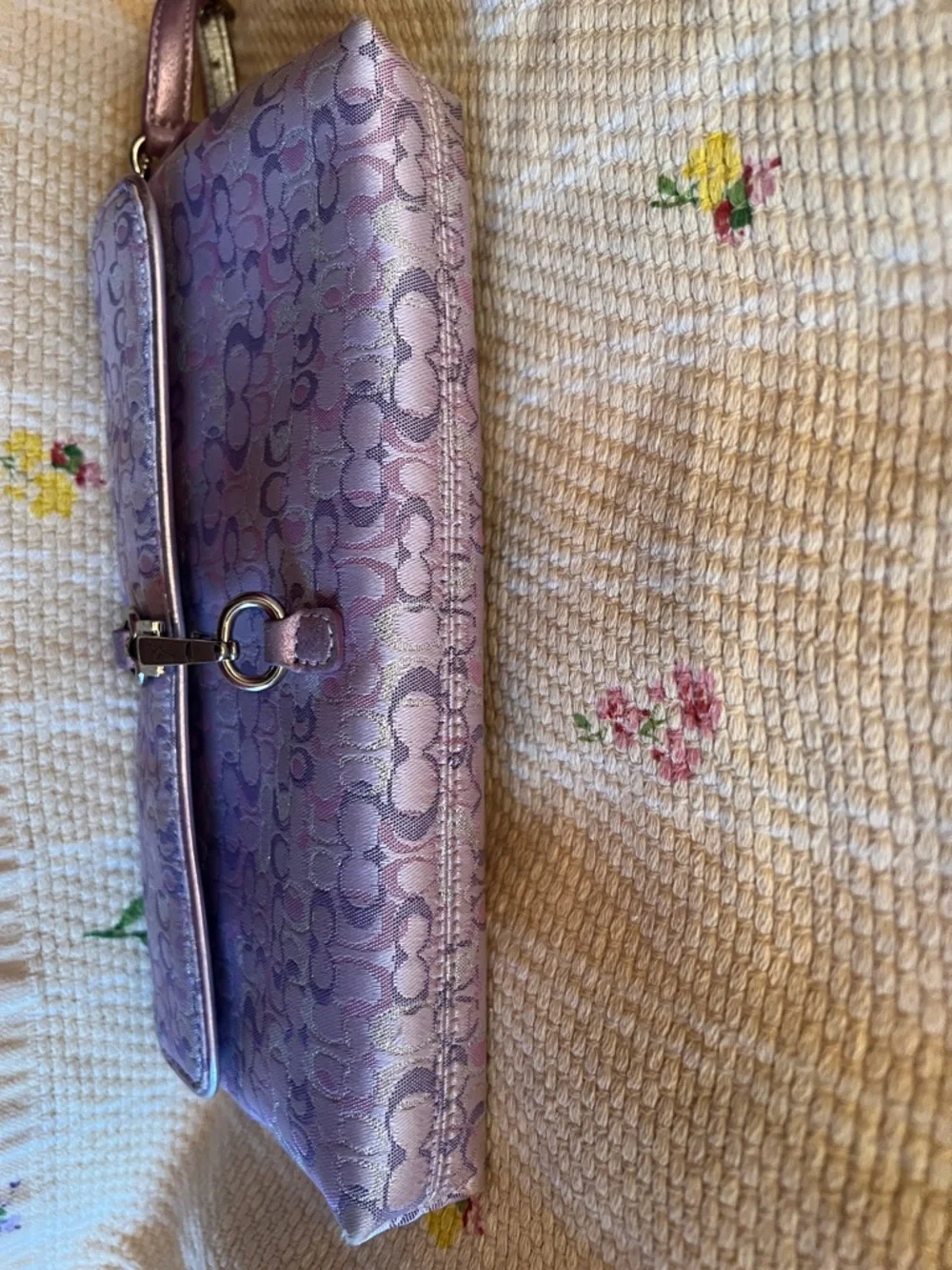 Lilac Signature Clutch Bag with Buckle Closure - Picture 7 of 9